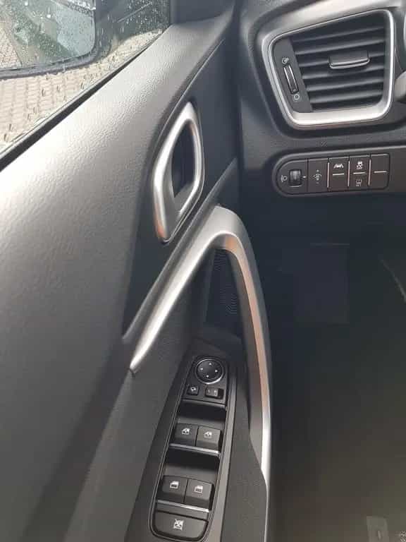 Kia Ceed SW 1.5 T-GDI NAVI CONNECT KLIMAAUT LED 06/2025-photo-15