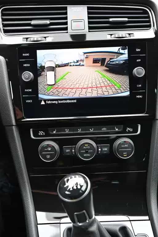 Volkswagen Golf VII Lim. Highline/R-Line/AHK/LED/Alcantara 04/2018-photo-10