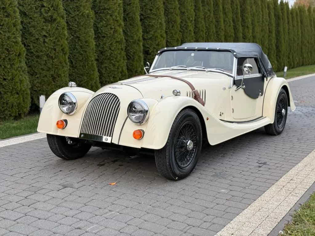Morgan 4/4 EUROPEAN VERSION 03/2010-photo-1