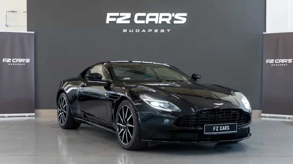 Aston Martin DB11 5.2 V12 03/2017-photo-1