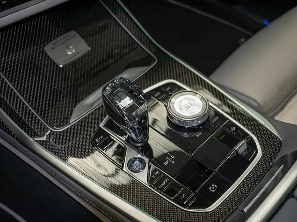 ALPINA XB7 Allrad Manufaktur 360° AKTIVSITZE ACC B&W null-photo-14