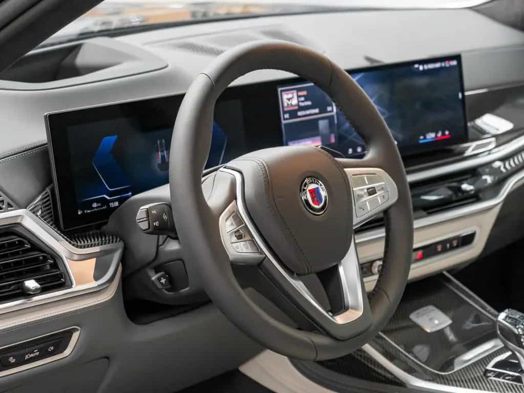 ALPINA XB7 Allrad Manufaktur 360° AKTIVSITZE ACC B&W null-photo-18