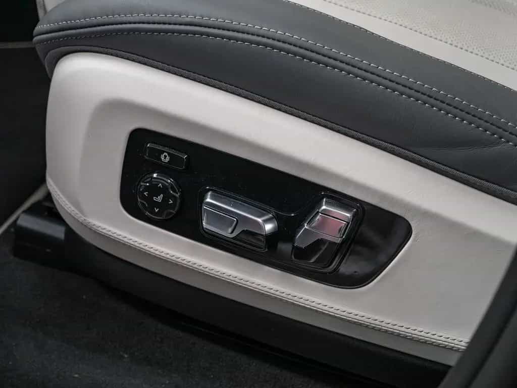 ALPINA XB7 Allrad Manufaktur 360° AKTIVSITZE ACC B&W null-photo-19
