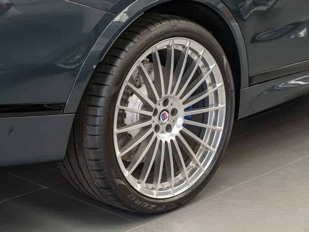 ALPINA XB7 Allrad Manufaktur 360° AKTIVSITZE ACC B&W null-photo-6