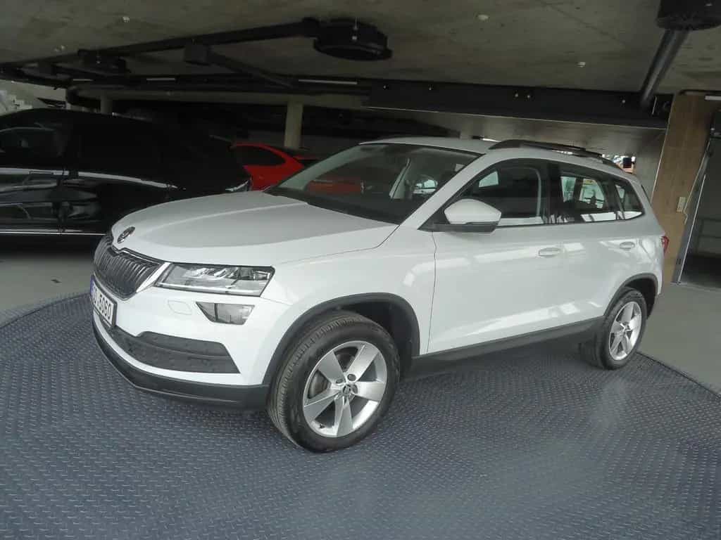 Skoda Karoq 1,5 TSI Ambition Plus AHK,SHZ,LED,ALU,NAV 01/2020-photo-0