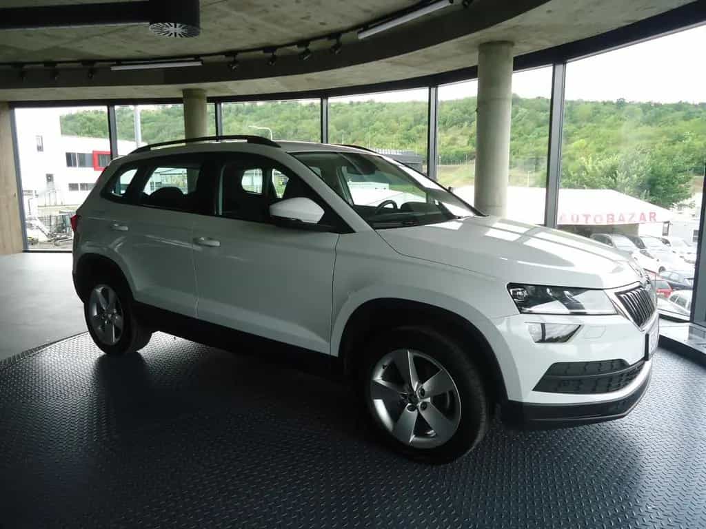 Skoda Karoq 1,5 TSI Ambition Plus AHK,SHZ,LED,ALU,NAV 01/2020-photo-5