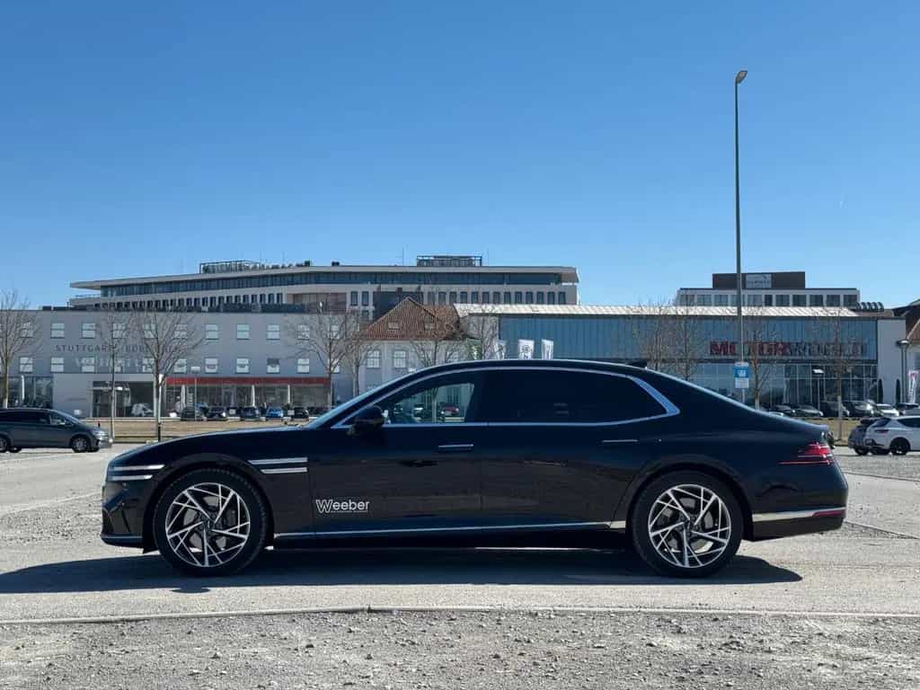 Genesis G90 V6 3.5 Luxury Plus 4 Seater SWB HeadUp LED 4 02/2025-photo-3