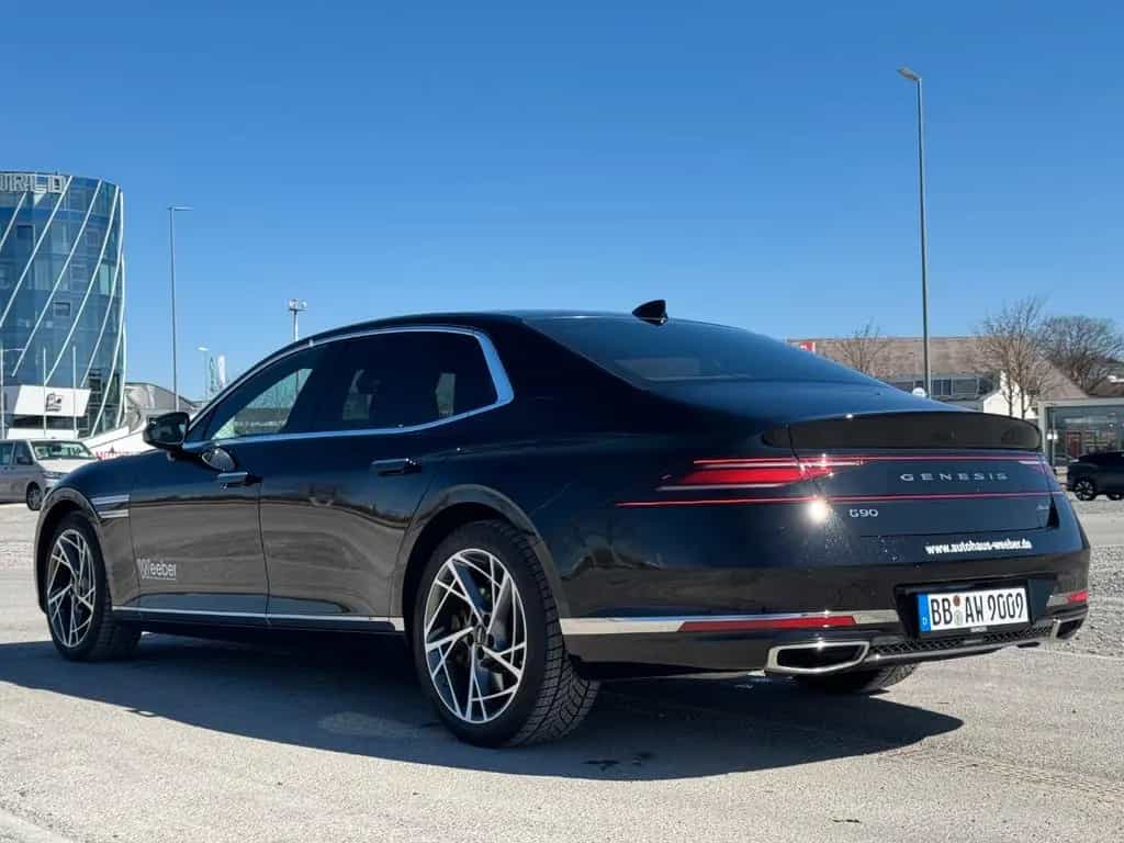 Genesis G90 V6 3.5 Luxury Plus 4 Seater SWB HeadUp LED 4 02/2025-photo-4