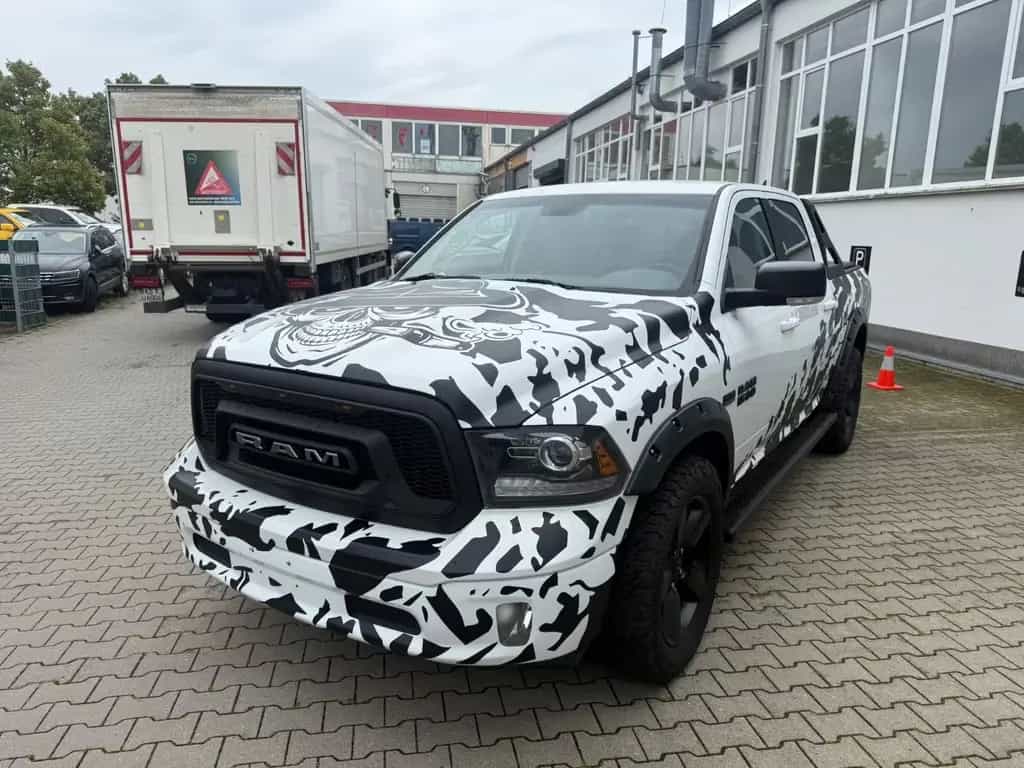 Dodge RAM 4x4 ,5.7 Hemi,Quad CAB, 04/2019-photo-0