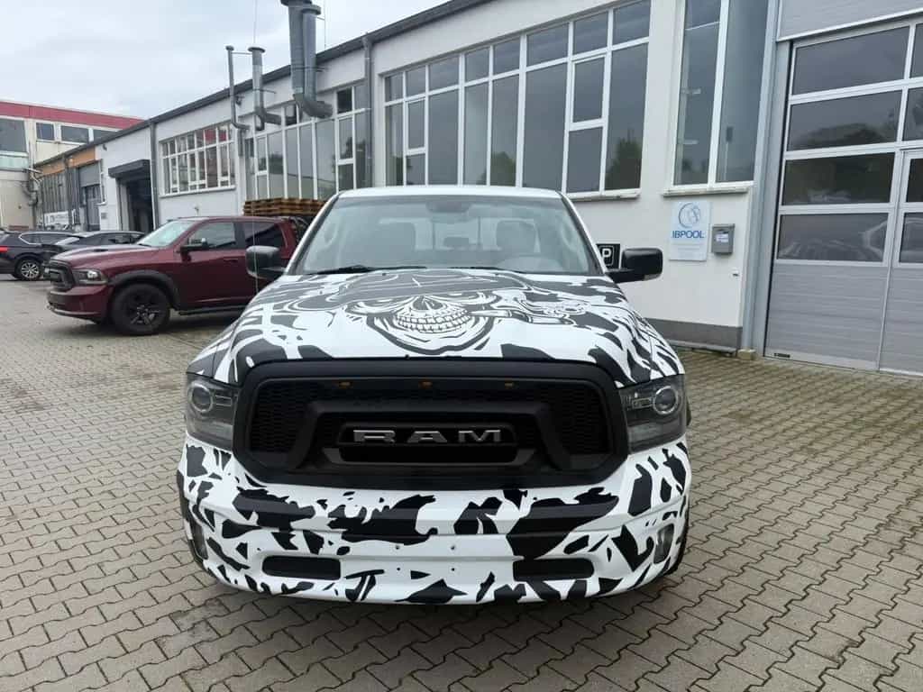Dodge RAM 4x4 ,5.7 Hemi,Quad CAB, 04/2019-photo-1