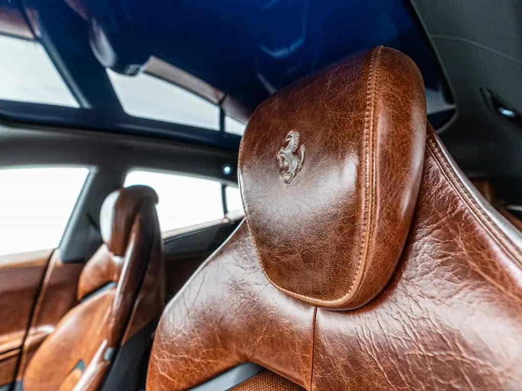 Ferrari Purosangue Tailor Made*Carbon*Massage Seats 02/2025-photo-28