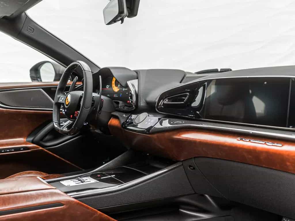Ferrari Purosangue Tailor Made*Carbon*Massage Seats 02/2025-photo-38