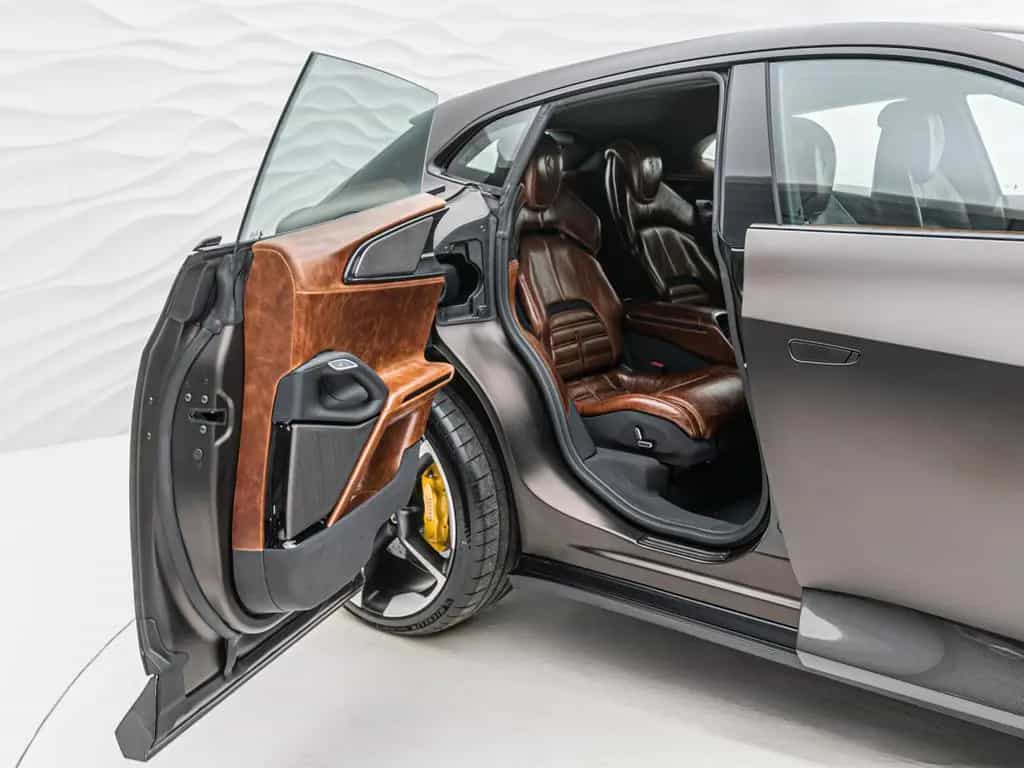 Ferrari Purosangue Tailor Made*Carbon*Massage Seats 02/2025-photo-41