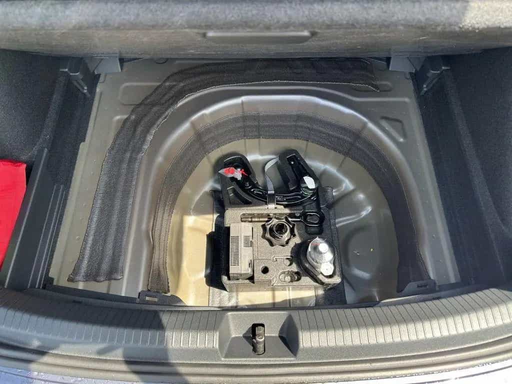Volkswagen Taigo Style 1,0l TSI-DSG Style -AHK-KLIMA-RFK-AP 06/2025-photo-20
