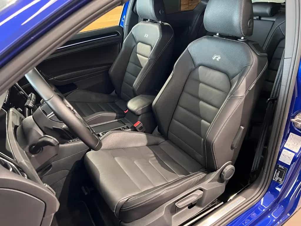 Volkswagen Golf 2.0TSI DSG 4MOTION R 2türig DYNAUDIO NAVI 08/2017-photo-19