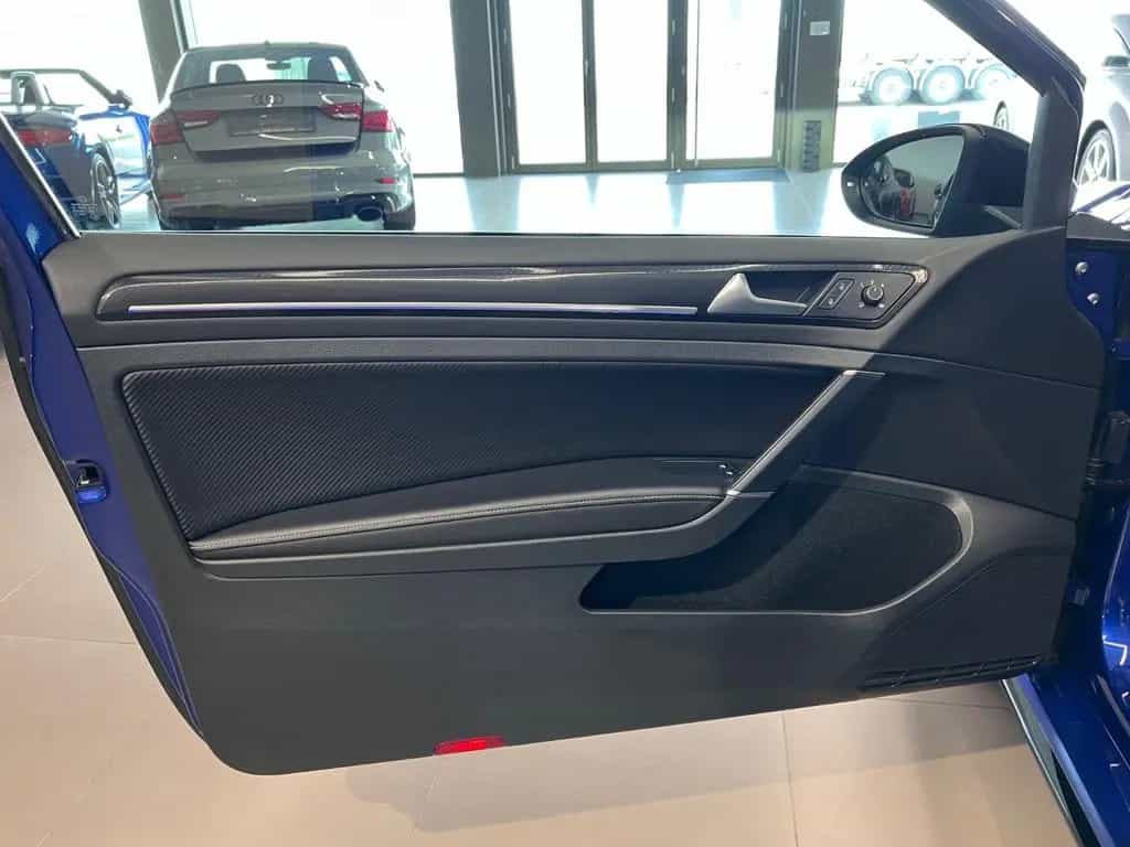 Volkswagen Golf 2.0TSI DSG 4MOTION R 2türig DYNAUDIO NAVI 08/2017-photo-22