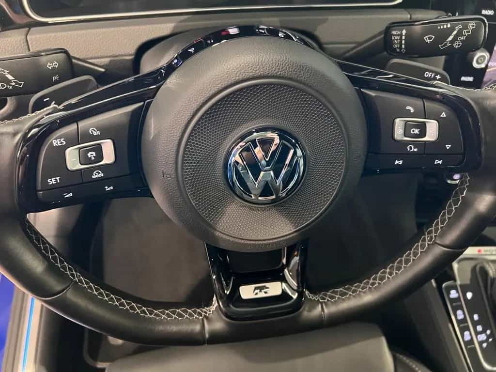Volkswagen Golf 2.0TSI DSG 4MOTION R 2türig DYNAUDIO NAVI 08/2017-photo-25