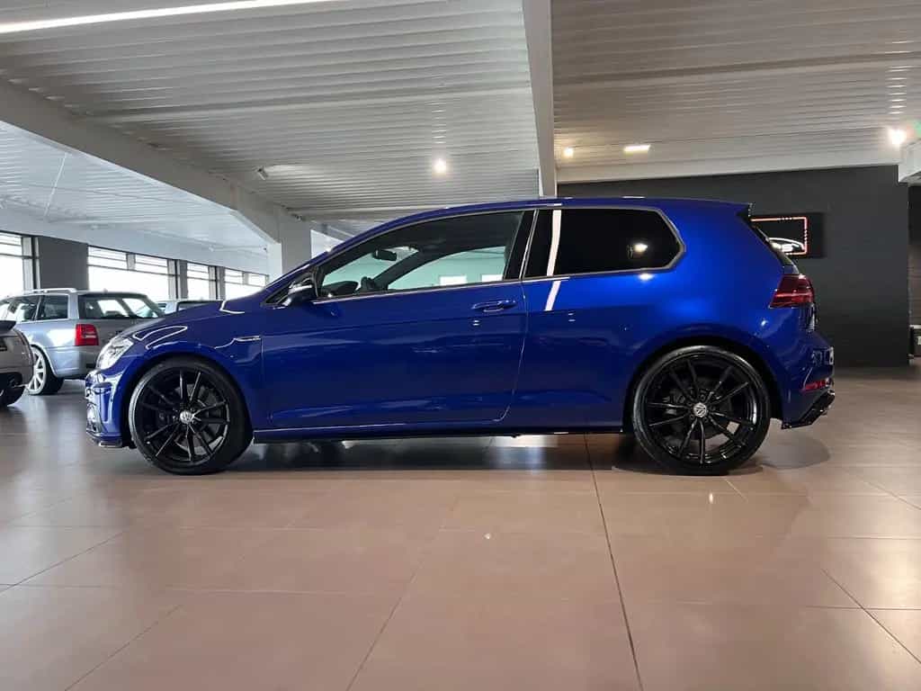 Volkswagen Golf 2.0TSI DSG 4MOTION R 2türig DYNAUDIO NAVI 08/2017-photo-3