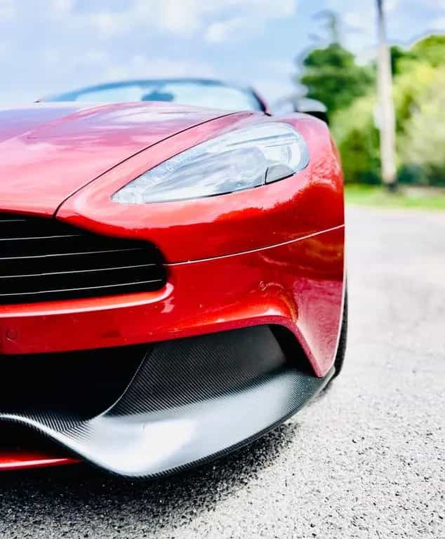 Aston Martin Vanquish ASTON MARTIN V12 Vanquish Q one of one 10/2013-photo-2