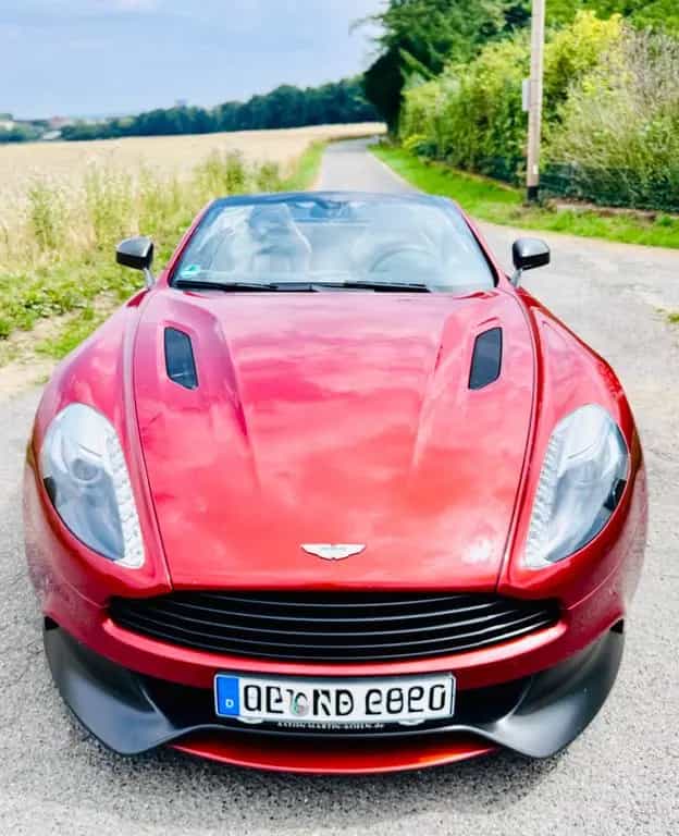 Aston Martin Vanquish ASTON MARTIN V12 Vanquish Q one of one 10/2013-photo-4