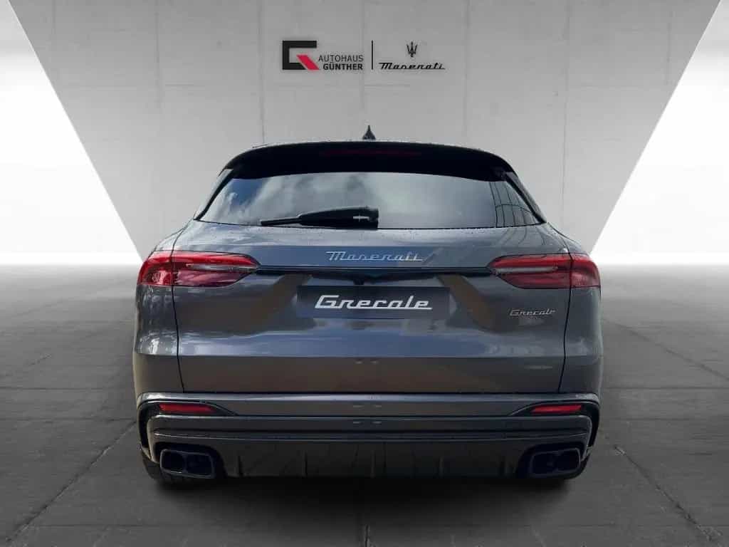 Maserati Grecale Trofeo V6 530PS AWD -Carbon -Klima Pkt. 03/2025-photo-2