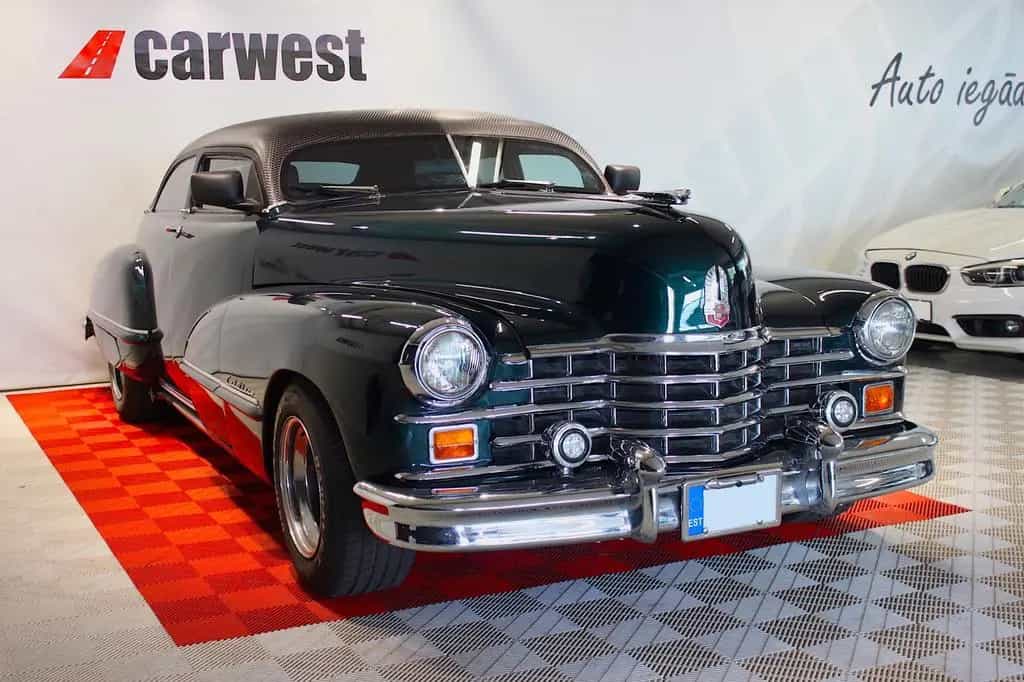 Cadillac Other Series 62 Custom Coupe, Leather,Full Restoration 06/1947-photo-2