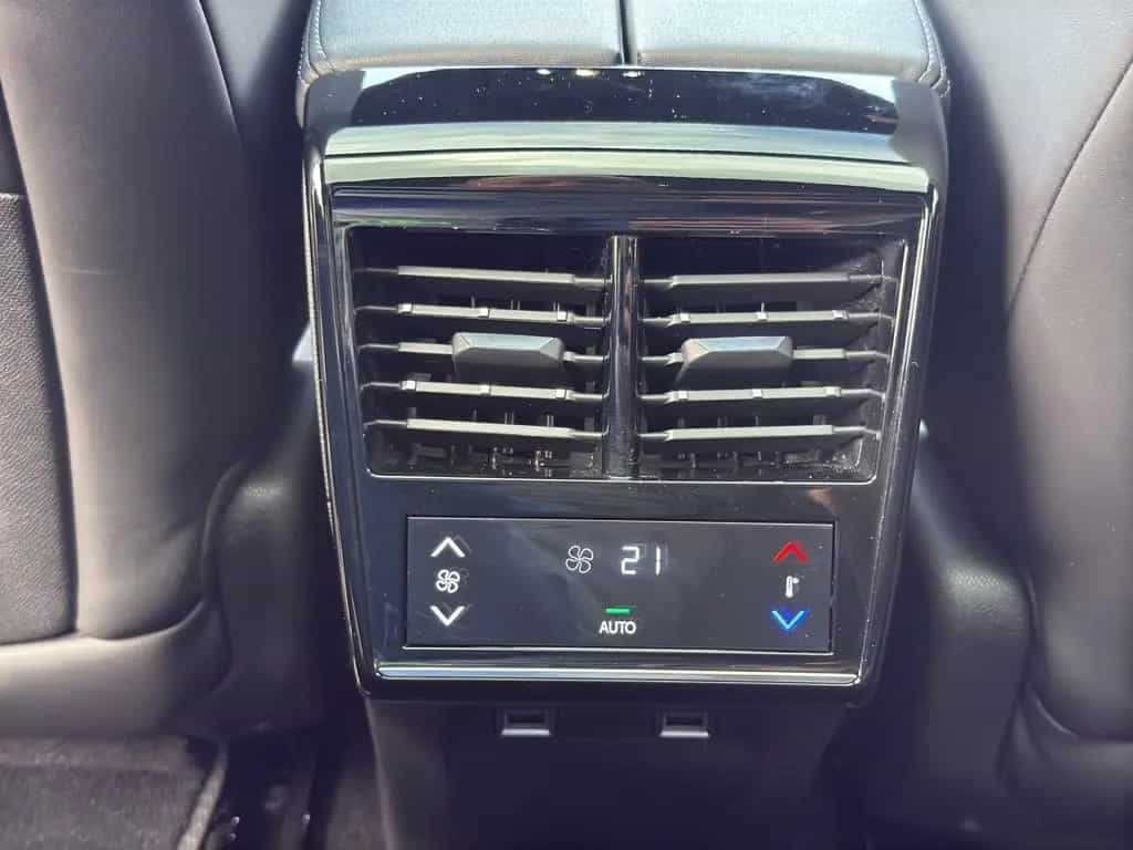 DS Automobiles DS7 (Crossback) DS 7 BlueHDI 130 Aut. OPERA LEDER Panoramadach 06/2024-photo-37