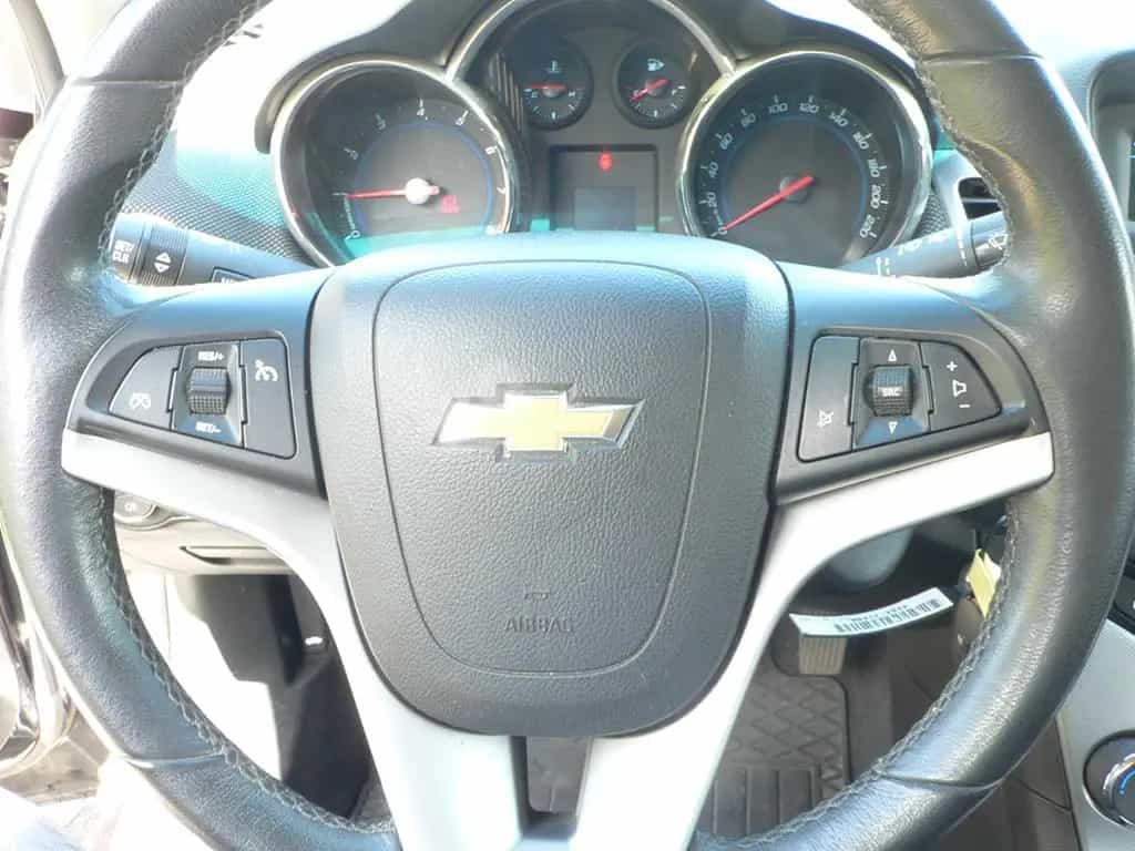 Chevrolet Cruze Hatchback LTZ 08/2011-photo-9