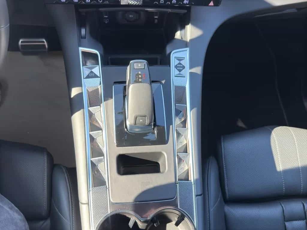 DS Automobiles DS7 (Crossback) DS 7 BlueHDI 130 Aut. OPERA LEDER Panoramadach 06/2024-photo-29