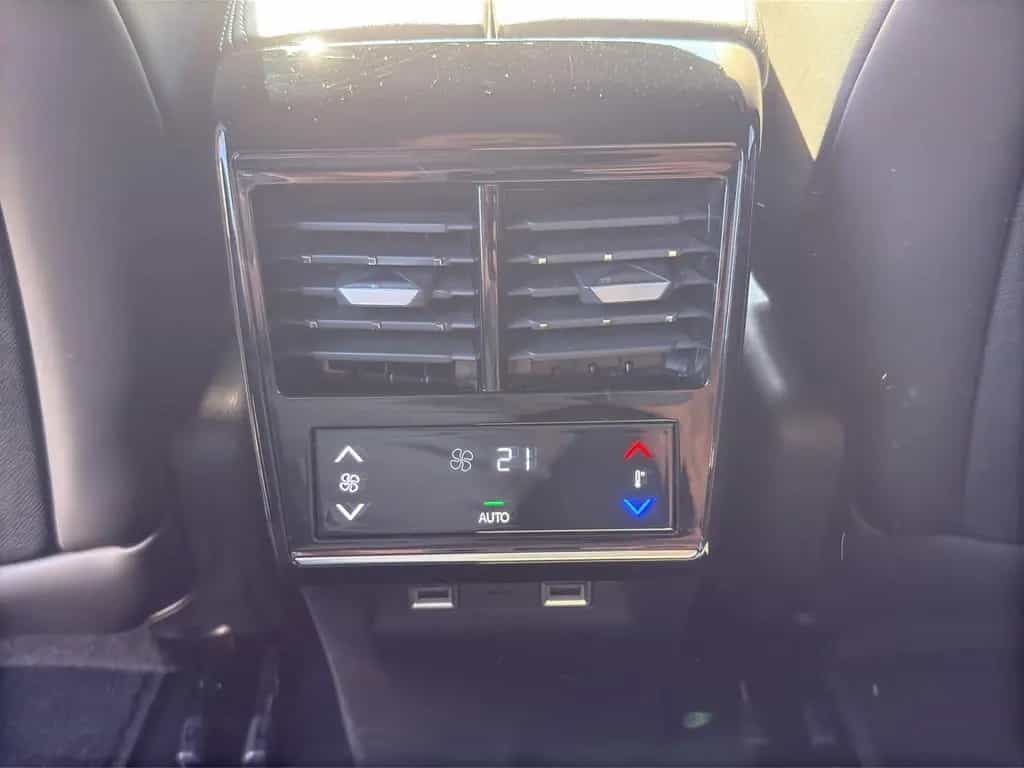 DS Automobiles DS7 (Crossback) DS 7 BlueHDI 130 Aut. OPERA LEDER Panoramadach 06/2024-photo-36