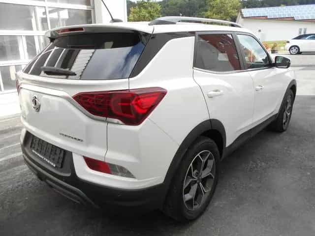 Ssangyong Korando 1.6D 4WD, MT 09/2020-photo-2