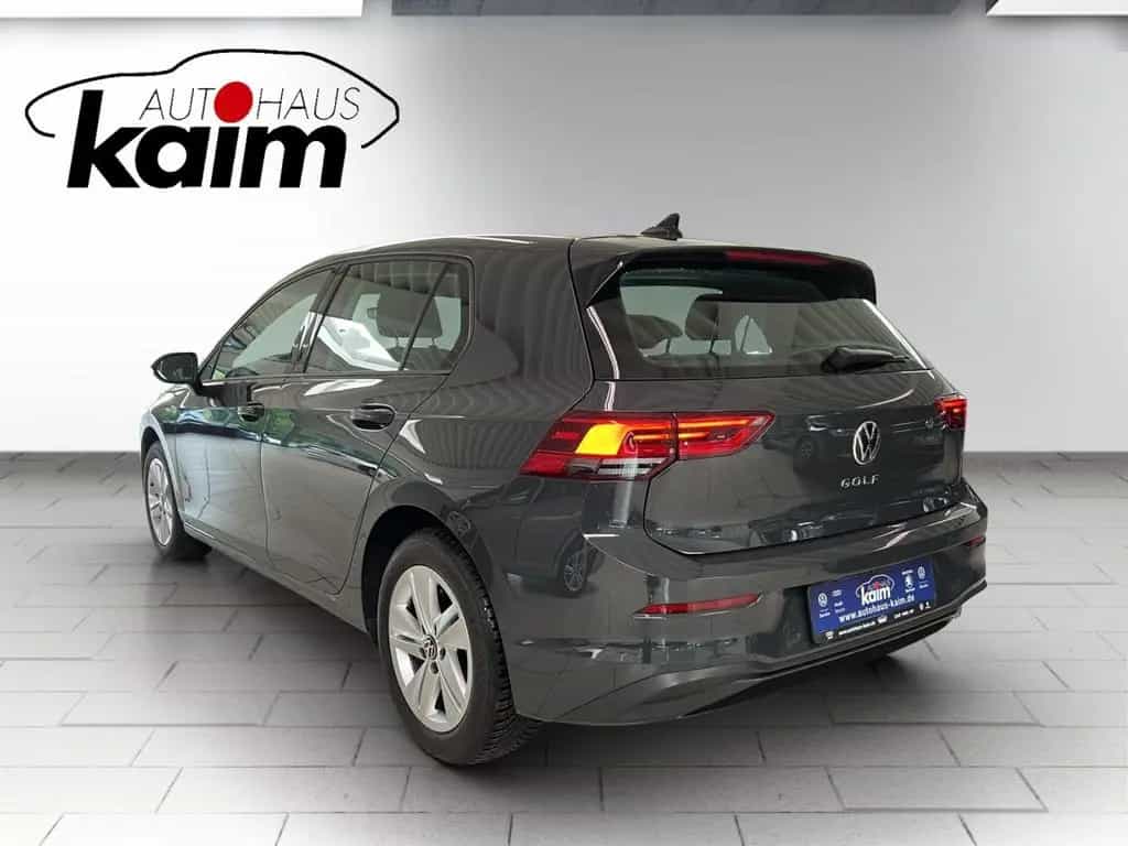 Volkswagen Golf VIII 1.0 TSI EU6d Life +LED+6-Gang+DAB 06/2021-photo-2