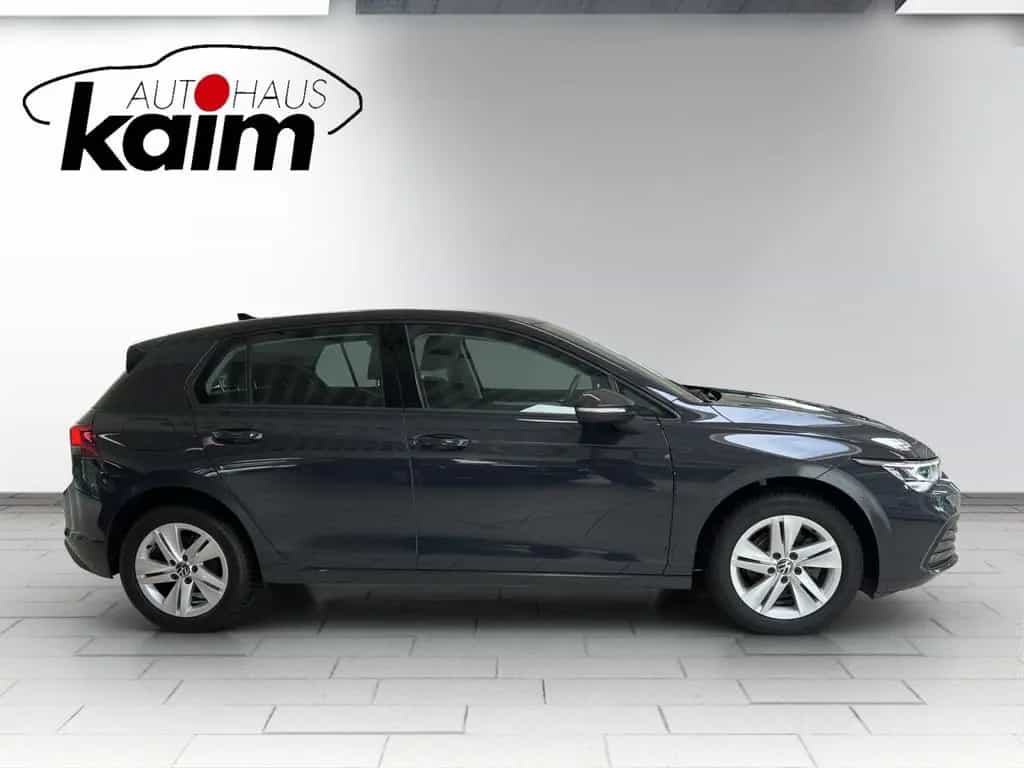 Volkswagen Golf VIII 1.0 TSI EU6d Life +LED+6-Gang+DAB 06/2021-photo-5