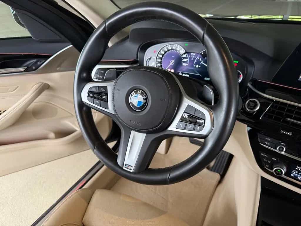 BMW 520 d xDrive MSport 1HAND KOMFORT*HUD*LED*KAM*AHK 02/2020-photo-17