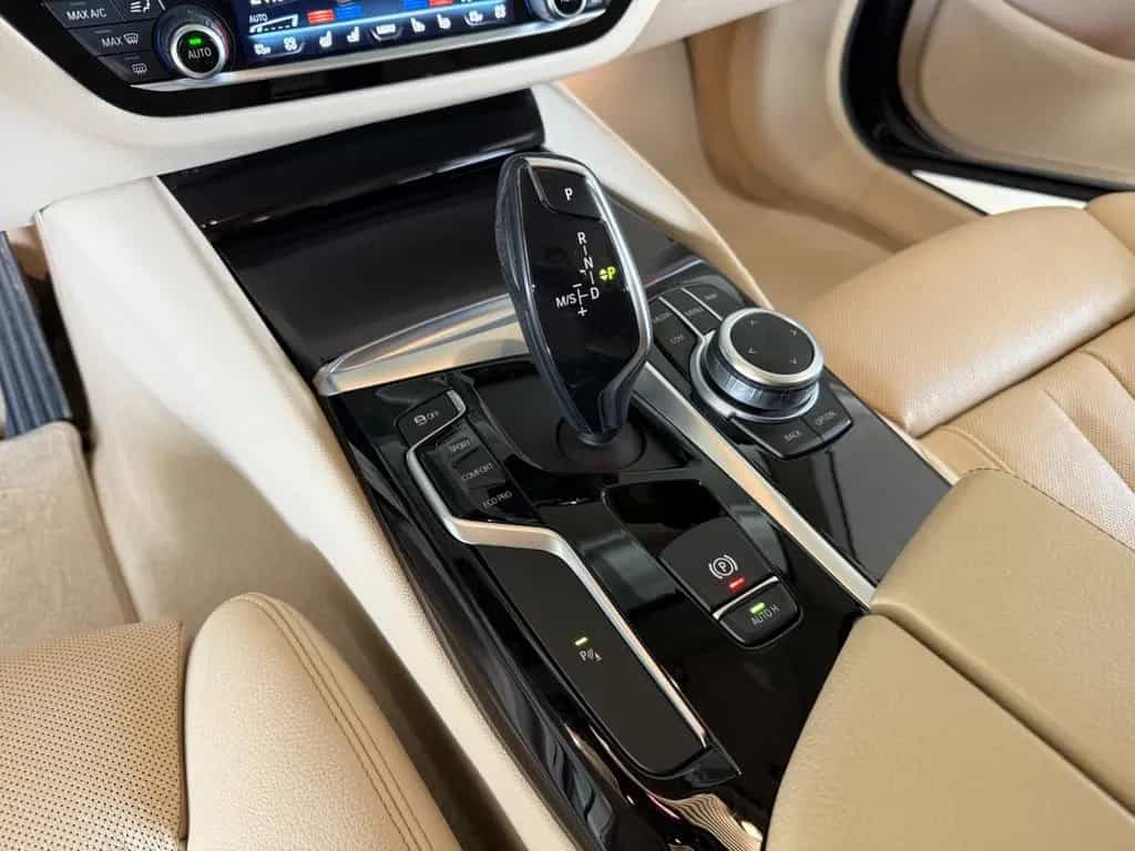 BMW 520 d xDrive MSport 1HAND KOMFORT*HUD*LED*KAM*AHK 02/2020-photo-18