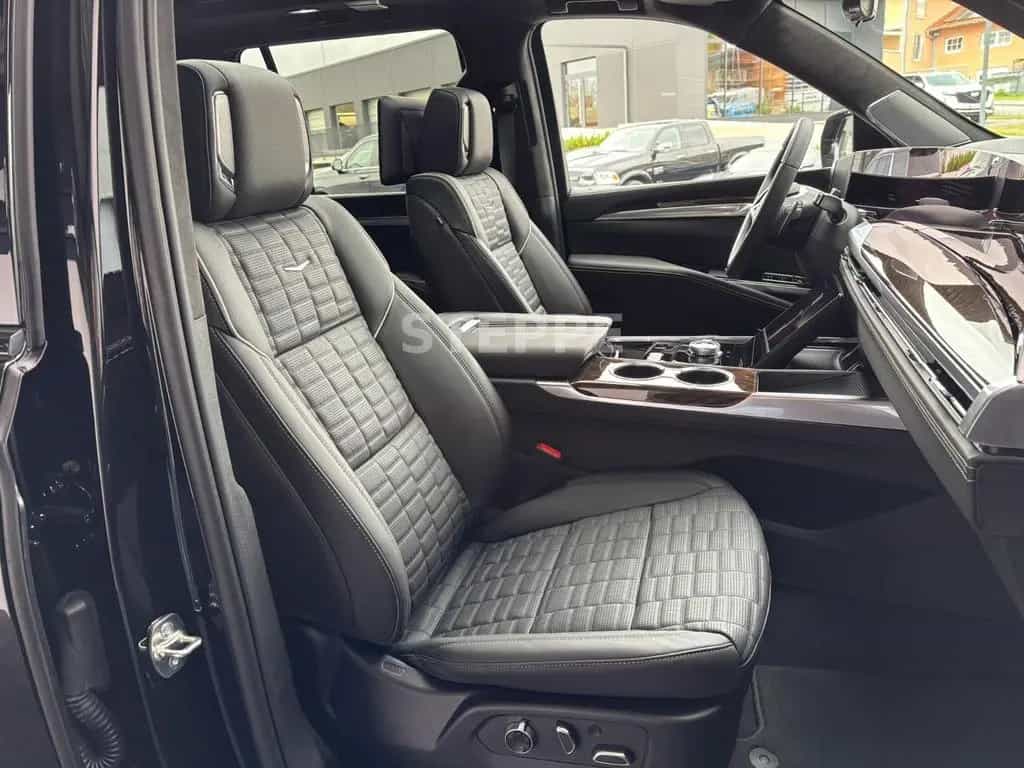 Cadillac Escalade FACELIFT MY26 6.2 V8 Platinum Luxury24" null-photo-9