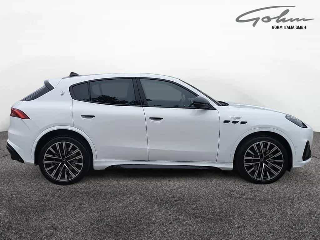 Maserati Grecale Trofeo V6 AWD 3.0 - 530 PS null-photo-12