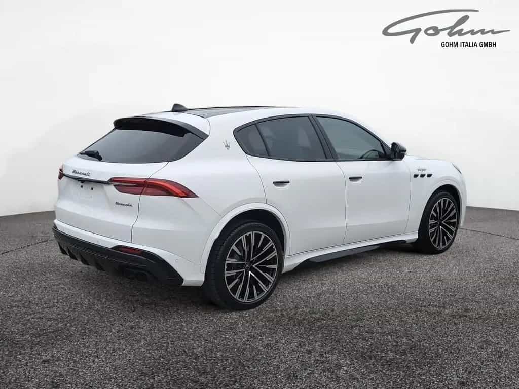 Maserati Grecale Trofeo V6 AWD 3.0 - 530 PS null-photo-13