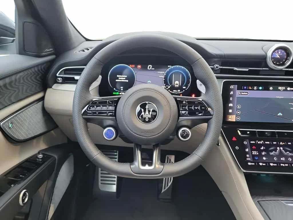 Maserati Grecale Trofeo V6 AWD 3.0 - 530 PS null-photo-5