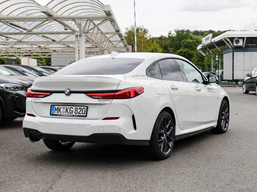 BMW 218 Gran Coupé 218i Gran Coupe M-Sport LED W-LAN NAVI SHZ PDC 06/2024-photo-2