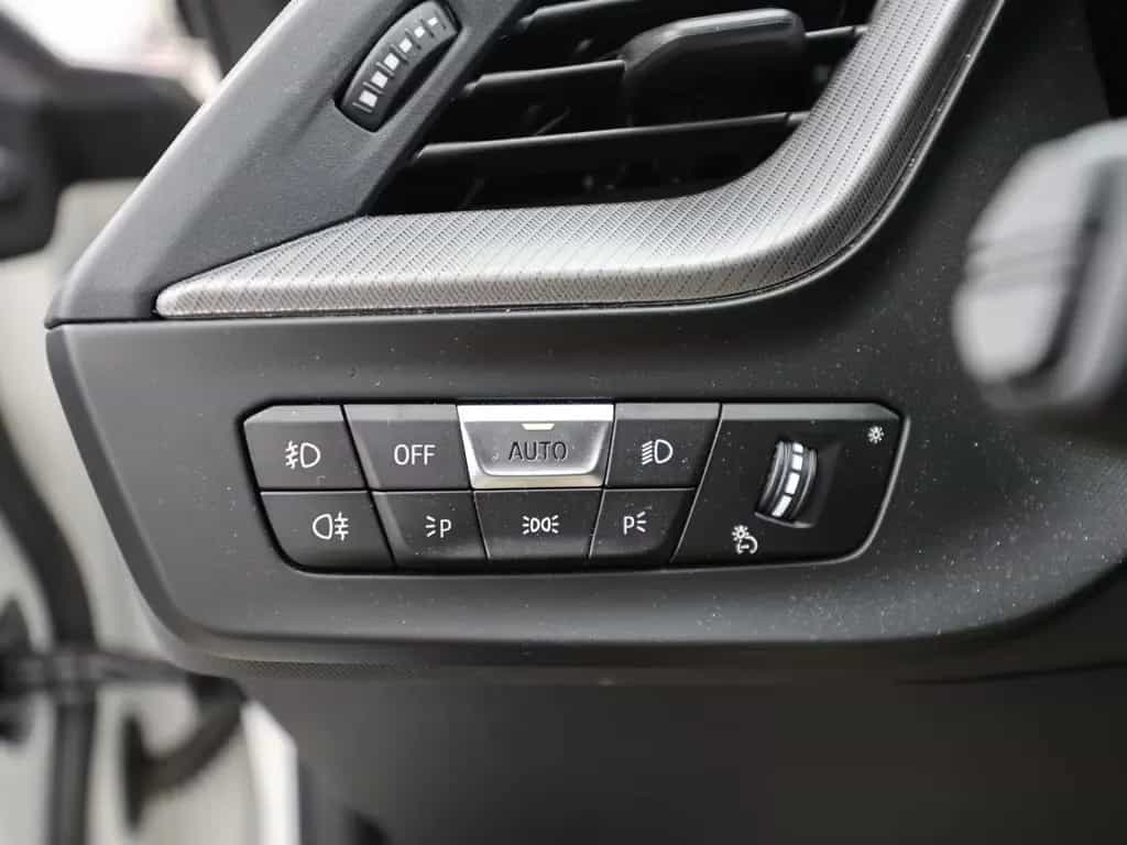 BMW 218 Gran Coupé 218i Gran Coupe M-Sport LED W-LAN NAVI SHZ PDC 06/2024-photo-28