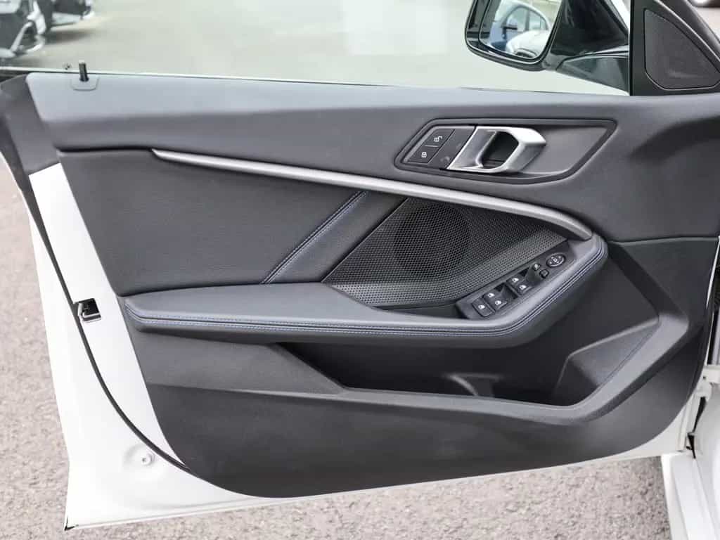 BMW 218 Gran Coupé 218i Gran Coupe M-Sport LED W-LAN NAVI SHZ PDC 06/2024-photo-29