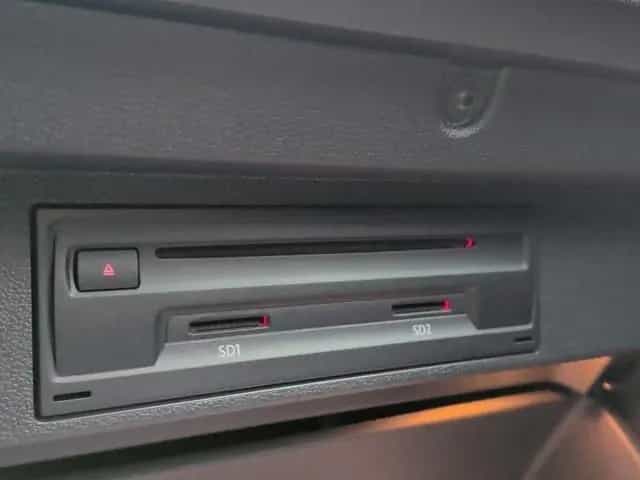 Volkswagen T-Roc R 4Motion 20Alu+Akrapo+DCC+ Beats+Keyless+ 06/2020-photo-20