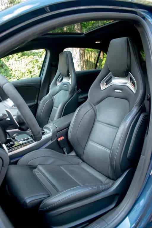 Mercedes-Benz A-Class 35 AMG Performance-Sitz AERO Pack ACSitz Pano 08/2019-photo-2