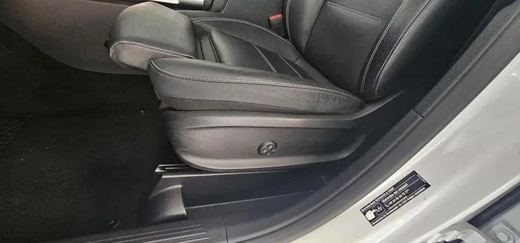 Mercedes-Benz GLB-Class 200 d 8G-DCT AMG Line LED Keyless ACC Leder 06/2021-photo-6