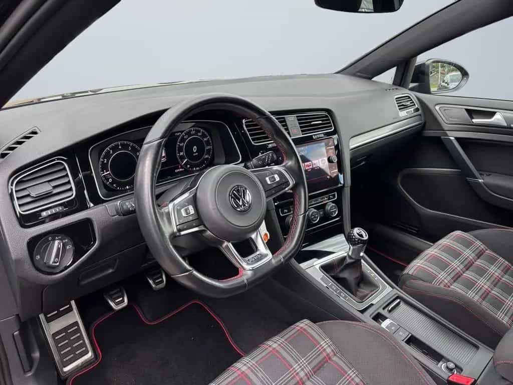 Volkswagen Golf VII Lim GTI Performance/2.HAND/SHZ/SCHALTER 02/2019-photo-11