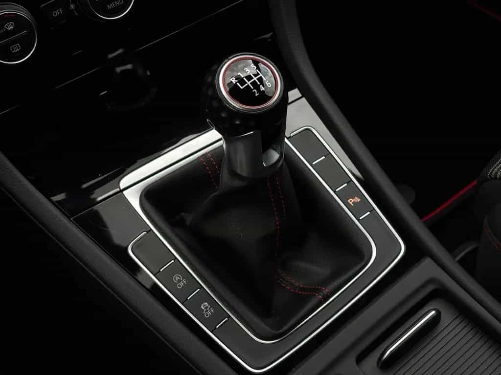 Volkswagen Golf VII Lim GTI Performance/2.HAND/SHZ/SCHALTER 02/2019-photo-17