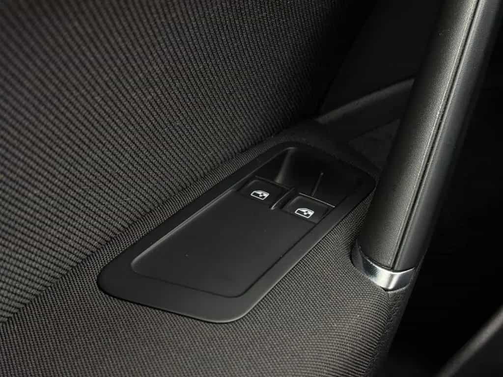 Volkswagen Golf VII Lim GTI Performance/2.HAND/SHZ/SCHALTER 02/2019-photo-21