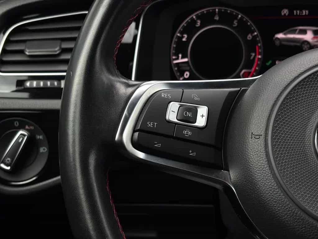 Volkswagen Golf VII Lim GTI Performance/2.HAND/SHZ/SCHALTER 02/2019-photo-22
