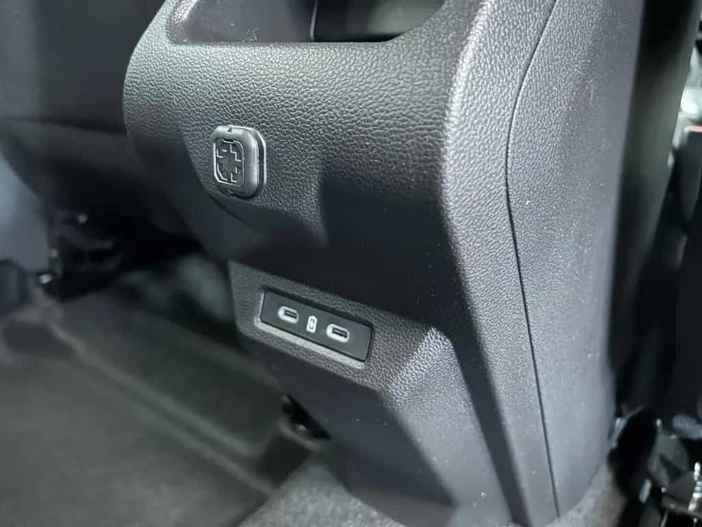 Dacia Duster Extreme TCe 130 2WD City/Technik-Paket 03/2025-photo-15